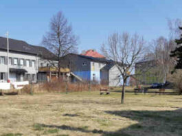 KLÁŠTEREC NAD OHŘÍ: Stavba nového hřiště zahájena