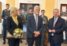Prezident Petr Pavel a jeho manželka Eva zahájili dvoudenní návštěvu Ústeckého kraje