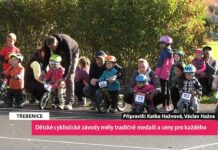 TŘEBENICE: Dětské cyklistické závody měly tradičně medaili a ceny pro každého