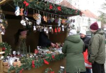 FOTOGALERIE: Vánoční jarmark na ZŠ Antonína Baráka.