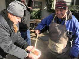 FOTOGALERIE: V Krušovické pivnici se opět vařila dobročinná kapustnice