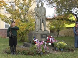 ŠTĚTÍ: Pietní akt ke 107. výročí založení samostatného Československa