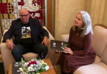 LITOMĚŘICE: Starosta přijal na radnici uměleckého skláře Pačinka