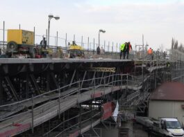 ROUDNICE N. L.: Rekonstrukce mostu Ervína Špindlera se o měsíce prodlouží