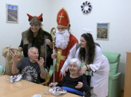 TEREZÍN: Mikulášská družina navštívila i SeniorCentrum SeneCura