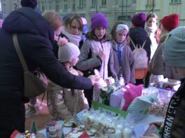 LITOMĚŘICE: Vánoční jarmark ZŠ Boženy Němcové