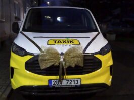 LOVOSICE: Lovosické sociální služby rozbalily pod stromkem Taxíka Maxíka