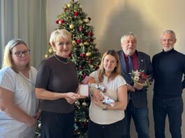 Prvním miminkem roku 2026 v Litoměřicích je Oliver. Rodičům z Čížkovic přišlo poblahopřát vedení města