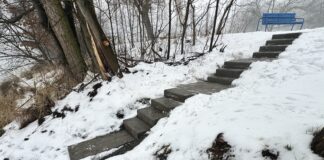 V areálu koupaliště je nově zpevněný přístup do Labe pro otužilce