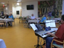 TEREZÍN: Lednová oslava narozenin klientů SeniorCentra Senevida opět vydařená