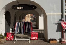 KONEC JEDNÉ ÉRY V DLOUHÉ ULICI: Cotton po 36 letech zavírá své dveře