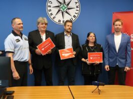 Hrdinský čin na tahu Ústí – Lovosice: Tři noví „Gentlemani silnic“ zachránili životy z hořících vraků