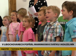 LIBOCHOVANY: V Libochovanech popřál maminkám k svátku i kouzelník