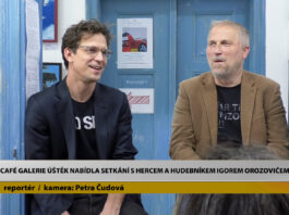 ÚŠTĚK: Café galerie Úštěk nabídla setkání s hercem a hudebníkem Igorem Orozovičem