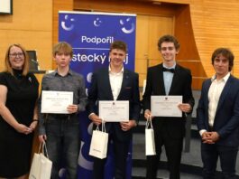 Obrovský úspěch litoměřického gymnázia: Jonáš Neruda ovládl krajské ocenění, uspěla i Zuzana Marešová