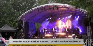ROUDNICE N. L.: Muzikály naruby nabídly i za deště parádní podívanou