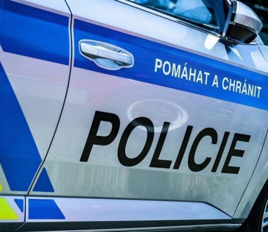 Policisté splnili přání 18letému Šimonovi trpícímu vzácnou nemocí