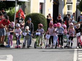 LIBOCHOVICE: Náměstí uzavřela oblíbená Koloběžkiáda